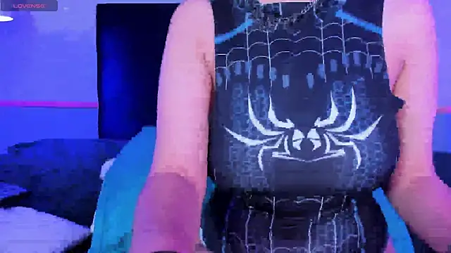 Tsuki Maru online show from February 12, 2026, 9:03 pm