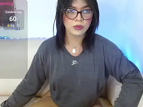 Snapshot of Scarlette_Mason2 chatting on September 9, 2025, 2:15 pm Scarlette Mason2 online show from September 9, 2025, 2:15 pm