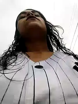 Snapshot of KAREN-25_ chatting on September 18, 2025, 12:19 pm KAREN-25  online show from September 18, 2025, 12:19 pm