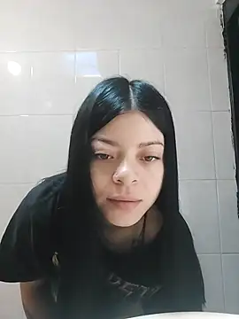 LunaJacobs online show from October 26, 2025, 3:01 pm