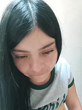 LunaJacobs online show from April 8, 2026, 6:31 pm