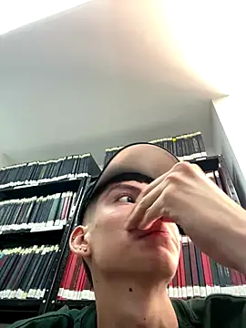 Luck  090 online show from October 2, 2025, 5:05 pm