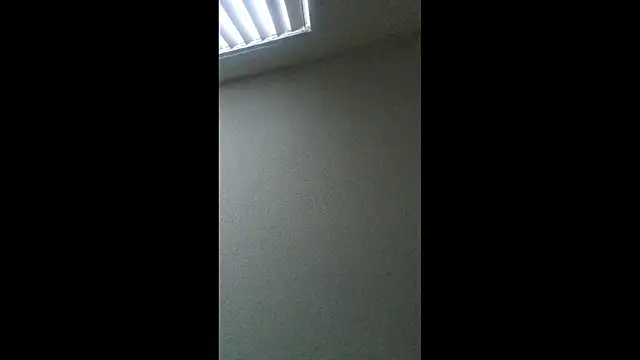 sthuart22 online show from October 8, 2025, 10:54 pm