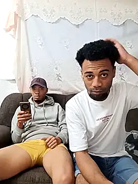 Thatboydee01 online show from September 9, 2025, 4:49 pm