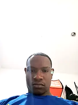 Snapshot of MackMacKenzie chatting on September 13, 2025, 9:26 pm MackMacKenzie online show from September 13, 2025, 9:26 pm