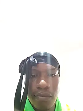 Snapshot of MackMacKenzie chatting on September 11, 2025, 9:48 pm MackMacKenzie online show from September 11, 2025, 9:48 pm