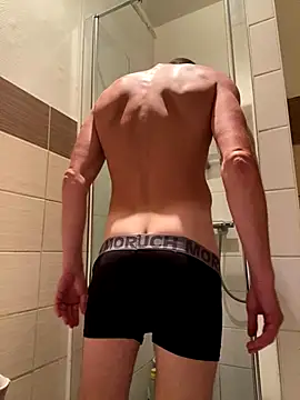 KE6FRAN7 online show from September 10, 2025, 10:20 pm