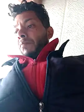 Snapshot of AlphaAlterX chatting on November 25, 2025, 12:38 pm AlphaAlterX online show from November 25, 2025, 12:38 pm