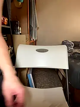 Snapshot of Neilslave0 chatting on November 10, 2025, 7:52 pm Neilslave0 online show from November 10, 2025, 7:52 pm