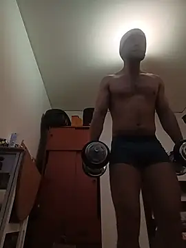 HotRolo online show from August 9, 2026, 4:51 am