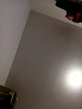 HotRolo online show from March 3, 2026, 4:19 am