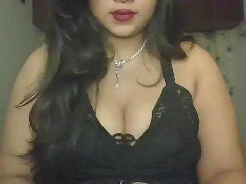 priyaverma00 online show from November 26, 2025, 9:26 pm