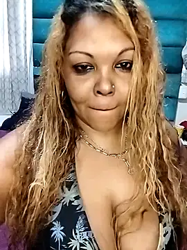 Snapshot of hemilynthomas2467 chatting on October 19, 2025, 9:45 am hemilynthomas2467 online show from October 19, 2025, 9:45 am