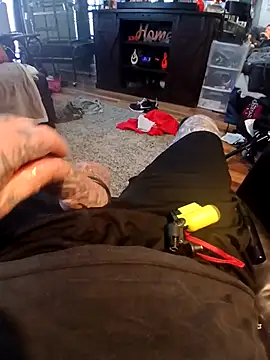 MRTATTWO online show from November 5, 2025, 7:50 pm