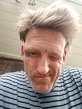 MRTATTWO online show from September 14, 2025, 10:54 pm