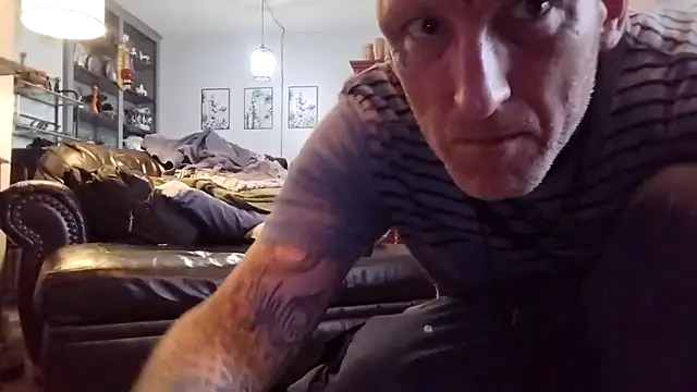 MRTATTWO online show from September 23, 2025, 10:28 pm