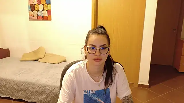 Snapshot of LexieRosse chatting on February 1, 2026, 5:11 pm LexieRosse online show from February 1, 2026, 5:11 pm