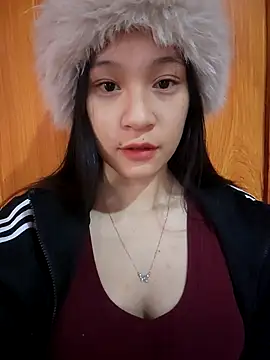 ChiecumBae online show from December 3, 2025, 1:50 am