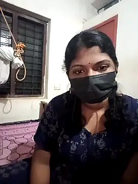 Snapshot of swetha01430 chatting on October 18, 2025, 4:42 pm swetha01430 online show from October 18, 2025, 4:42 pm