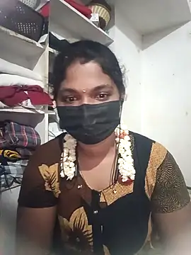 Snapshot of swetha01430 chatting on October 14, 2025, 4:40 pm swetha01430 online show from October 14, 2025, 4:40 pm