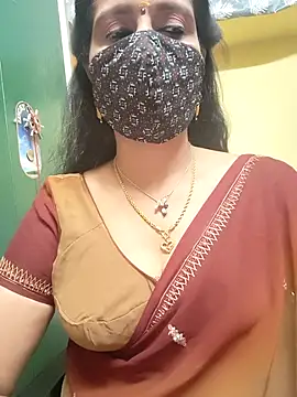 Snapshot of mallu-reshma chatting on February 20, 2026, 3:47 pm mallu-reshma online show from February 20, 2026, 3:47 pm