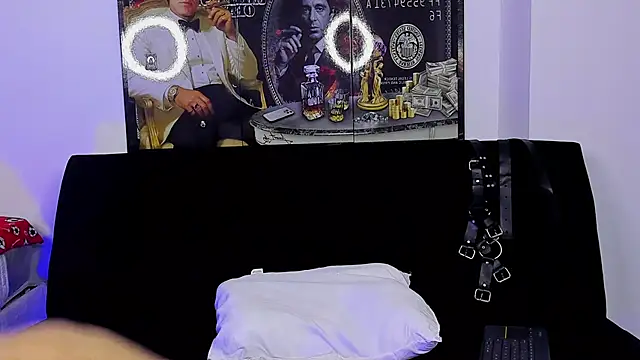 Snapshot of john_mystic chatting on May 5, 2026, 10:13 pm john mystic online show from May 5, 2026, 10:13 pm