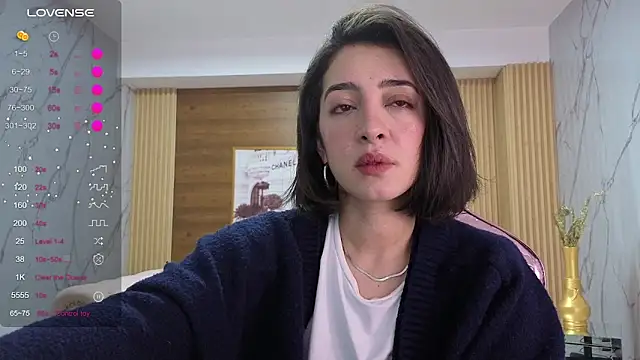 Snapshot of sara_lopez_s chatting on April 21, 2026, 2:01 pm sara lopez s online show from April 21, 2026, 2:01 pm