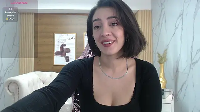 Snapshot of sara_lopez_s chatting on March 11, 2026, 1:38 pm sara lopez s online show from March 11, 2026, 1:38 pm