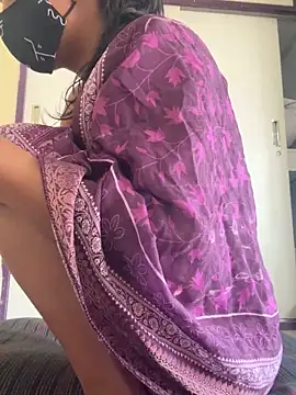 CrazyN Love online show from October 4, 2025, 7:32 am