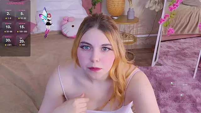 Snapshot of Evie_Vall chatting on September 8, 2025, 4:17 pm Evie Vall online show from September 8, 2025, 4:17 pm