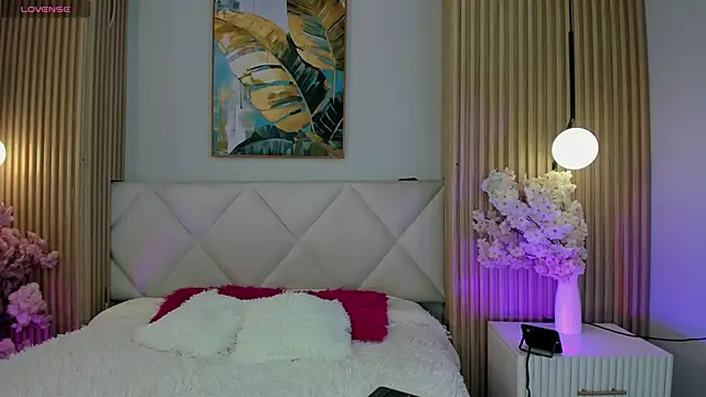 Snapshot of Mila_Hank_ chatting on March 25, 2026, 12:15 pm Mila Hank online show from March 25, 2026, 12:15 pm