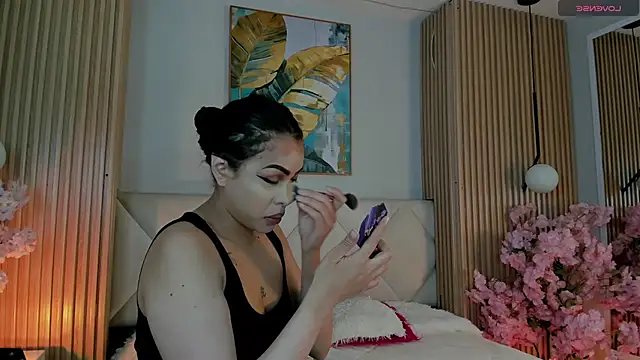 Snapshot of Mila_Hank_ chatting on April 29, 2026, 12:09 pm Mila Hank online show from April 29, 2026, 12:09 pm