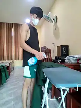 Snapshot of thienlong05 chatting on November 5, 2025, 1:09 am thienlong05 online show from November 5, 2025, 1:09 am