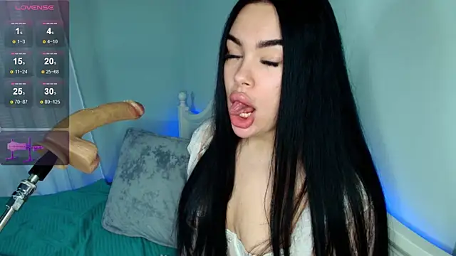 katerine Monroe online show from December 4, 2025, 6:56 am