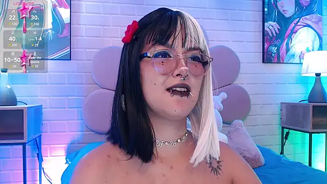 lil candy77 online show from July 9, 2026, 12:15 pm