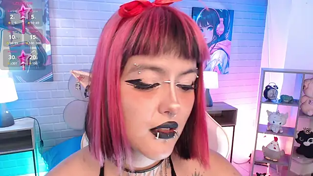 lil candy77 online show from June 27, 2026, 12:11 pm