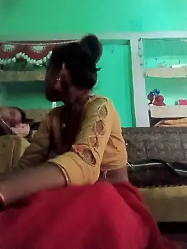 Idhika Jha online show from October 7, 2025, 3:07 am