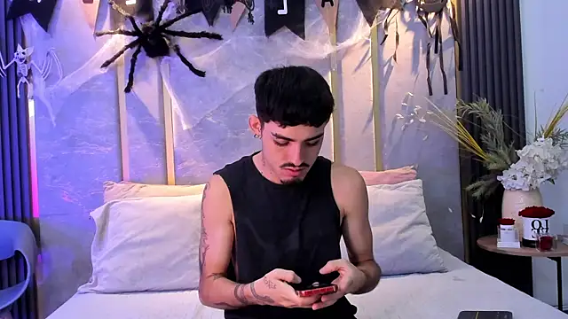 NikoStone  online show from October 25, 2025, 1:05 am