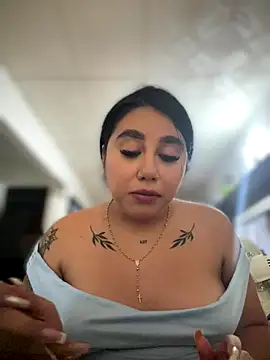 Sophie Dreamss online show from November 30, 2025, 7:14 pm