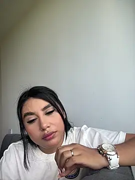 Sophie Dreamss online show from April 9, 2026, 8:15 pm