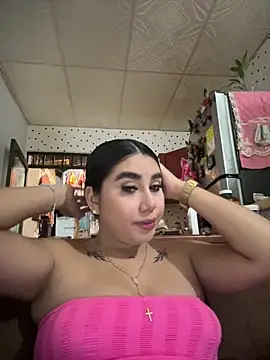 Snapshot of Sophie_Dreamss chatting on May 4, 2026, 9:28 pm Sophie Dreamss online show from May 4, 2026, 9:28 pm
