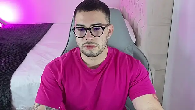 baby mateo online show from May 25, 2026, 2:22 am