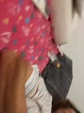 roxyrougee online show from December 2, 2025, 3:19 am