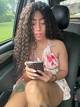 roxyrougee online show from July 18, 2026, 12:36 pm