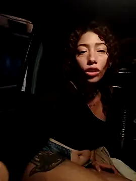 roxyrougee online show from October 30, 2025, 8:12 am