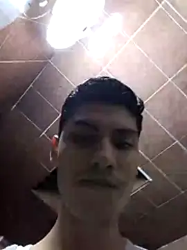 aispuro8505 online show from December 1, 2025, 6:47 am