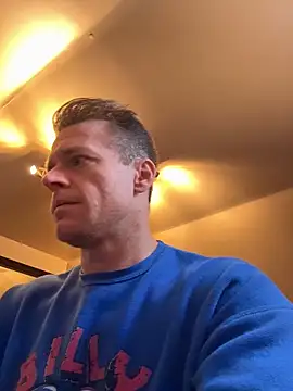 DILFiGuess11 online show from February 6, 2026, 2:35 pm