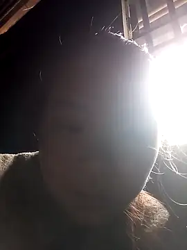 may-squirl online show from November 18, 2025, 1:43 am