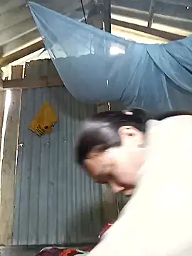 may-squirl online show from January 8, 2026, 6:19 am