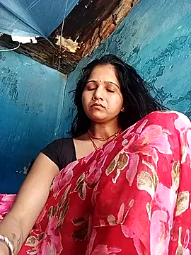 Jooli xx online show from March 16, 2026, 4:09 am